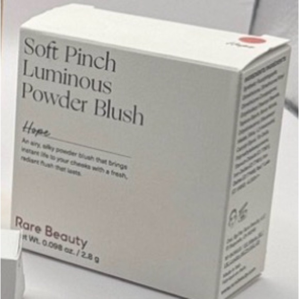 Rare Beauty Soft Pinch Luminous Powder Blush in Hope